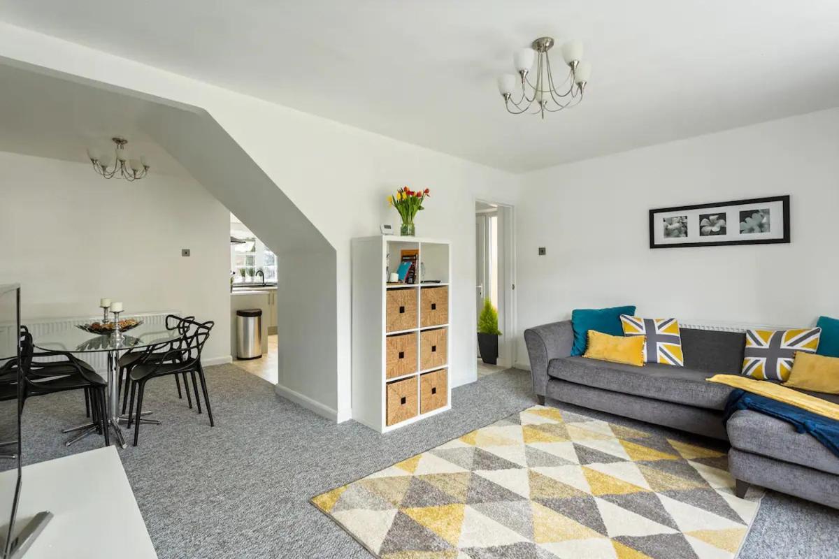 Bright & Spacious With Garden & Parking 诺丁汉 外观 照片
